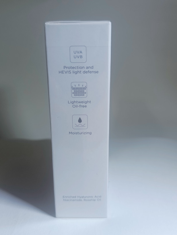 ضد آفتاب فلوئیدی روشنکننده و ضد لک استلین SPF50 مدل Bright Complete،حجم50میل