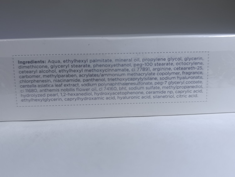 ضد آفتاب فلوئیدی سبز استلین SPF50 ترمیمکننده و مناسب پوست حساس، مدل Barrier Repair Sunscreen ،حجم50میل