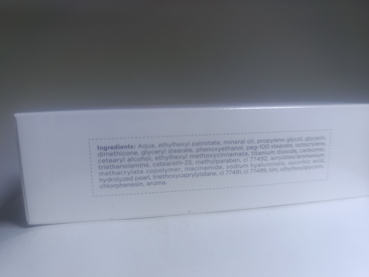 ضد آفتاب رنگی استلین SPF70 پوشش طبیعی و فینیش مات،مدل Defense Tinted Sunscreen،حجم۵۰میل